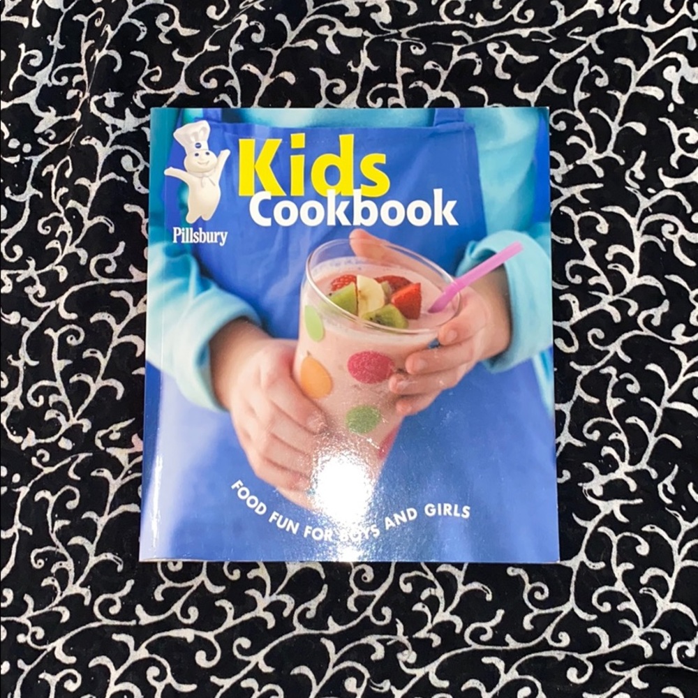 Pillsbury kids cookbook food fun for boys & girls